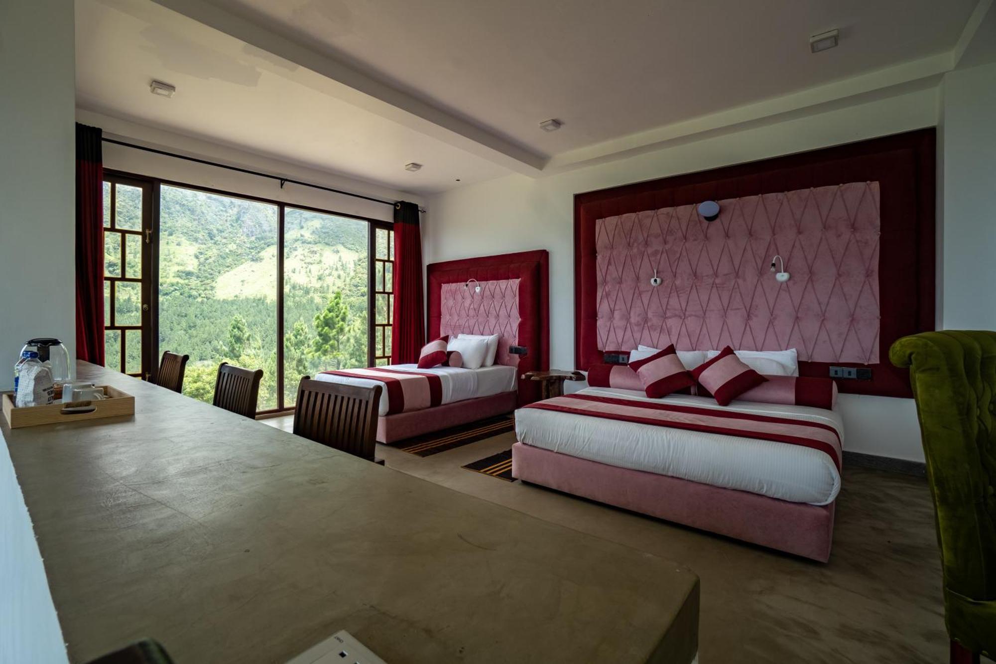 Shanthi Uyana Kandy Exterior photo