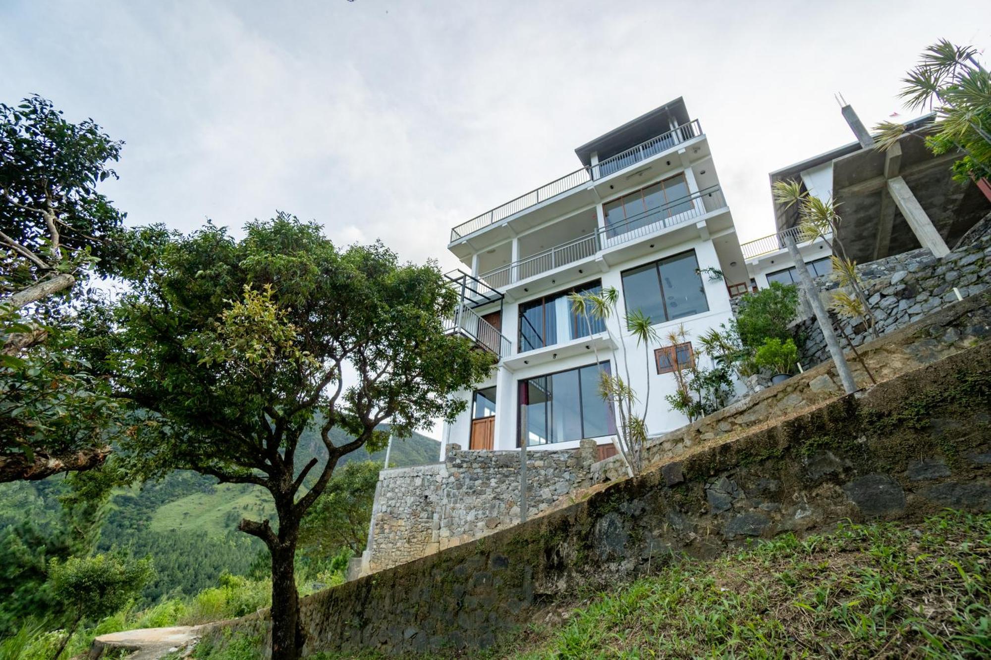 Shanthi Uyana Kandy Exterior photo